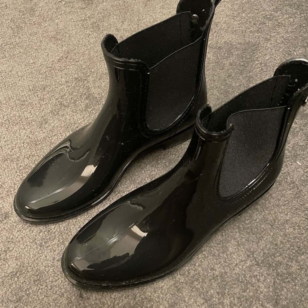 Aldo Waterproof Ankle Booties / Rain Boots - Picture 2 of 3